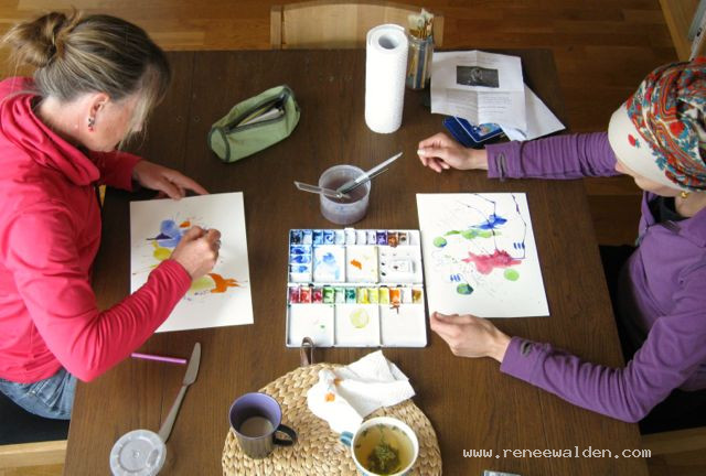 Painting watercolour blobs with Heidi