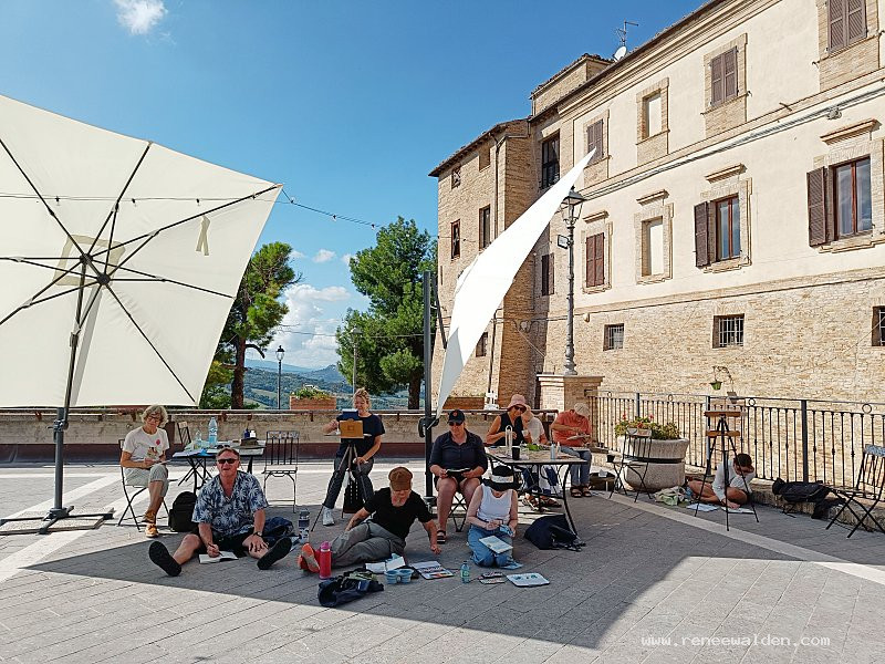 Urban sketching in Montelparo